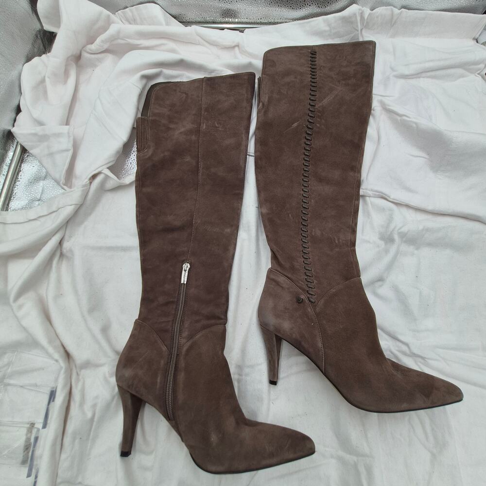 Vince Camuto Seselti suede over-the-knee pointed-toe boots brown women sz 7.5
